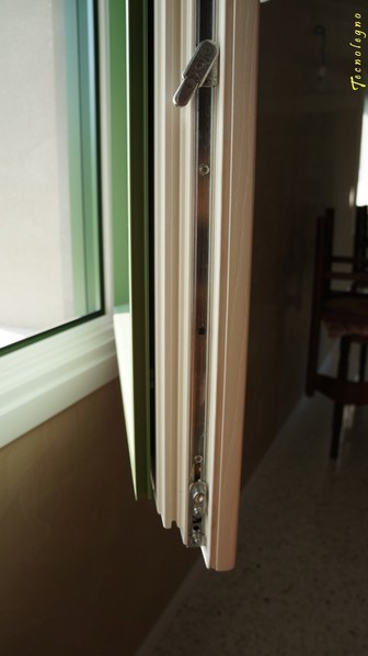 Nome del file=PARTICOLARE_LEGNO-ALLUMINIO.JPG
Dimensione del file=28KiB
Dimensioni=336x598
Aggiunta il=%10 %365 %2019 PARTICOLARE_LEGNO-ALLUMINIO.JPG