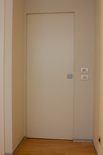 Nome del file=Porta_scorrevole_serratura_a_filo.jpg
Dimensione del file=508KiB
Dimensioni=1920x2880
Aggiunta il=%31 %344 %2022 Porta_scorrevole_serratura_a_filo.jpg